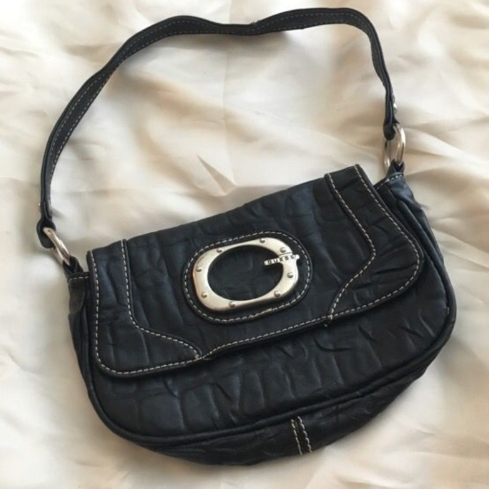 Small Black Guess Purse